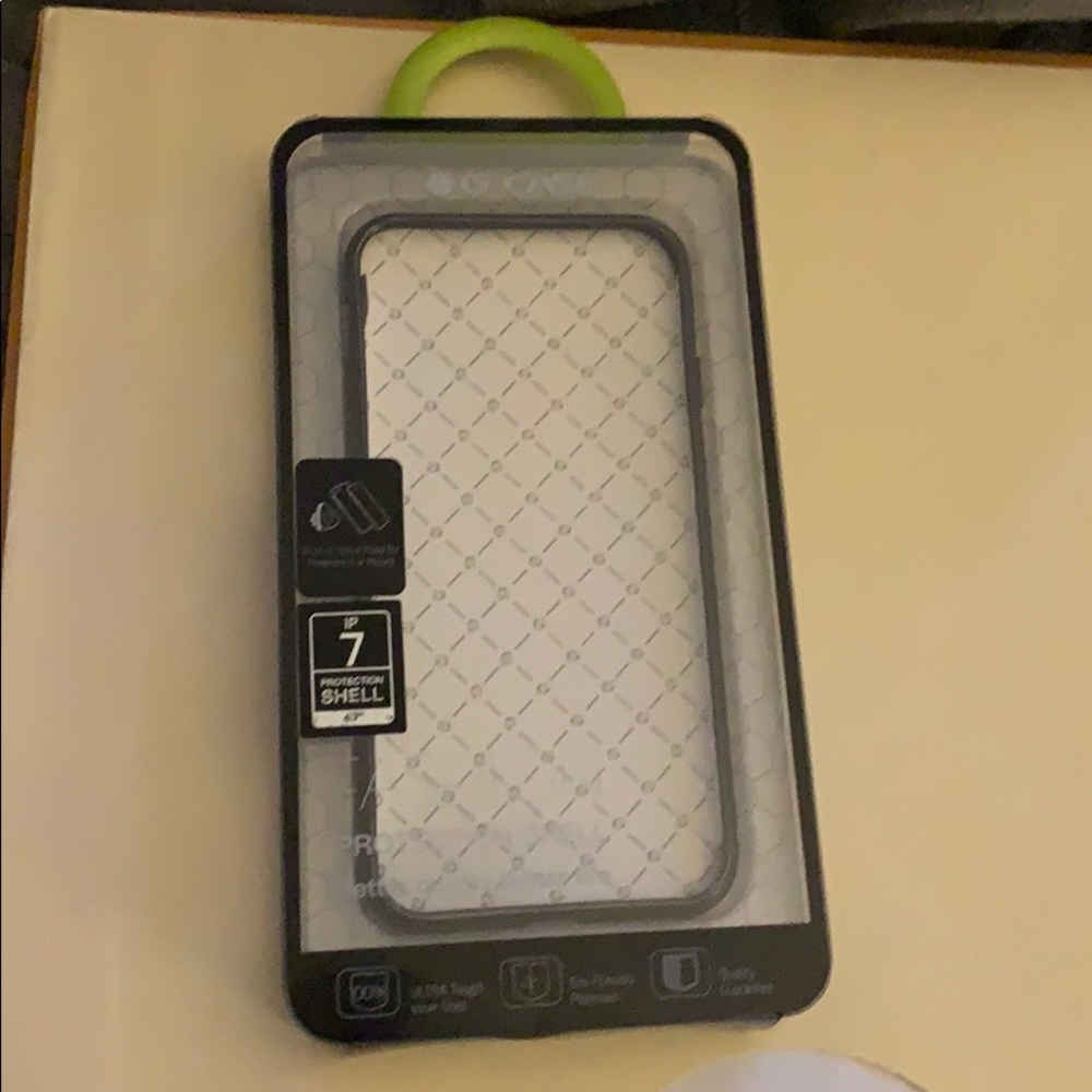 NWB iPhone 7 G-case black slim case